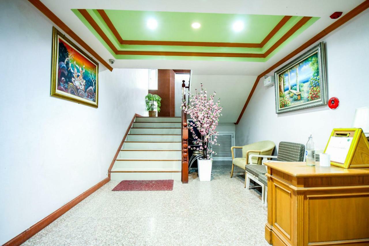 Oyo 280 Thai Garden Resort Banguecoque Exterior foto