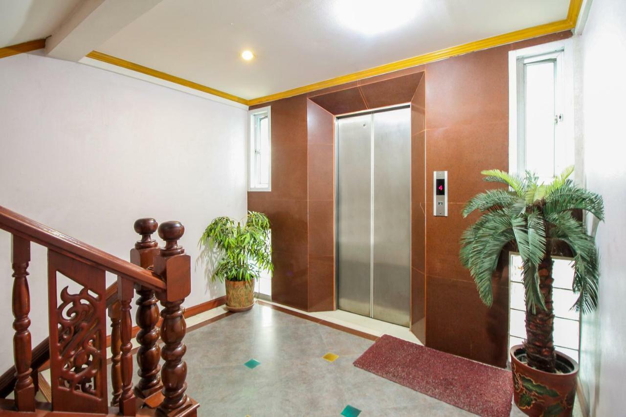 Oyo 280 Thai Garden Resort Banguecoque Exterior foto